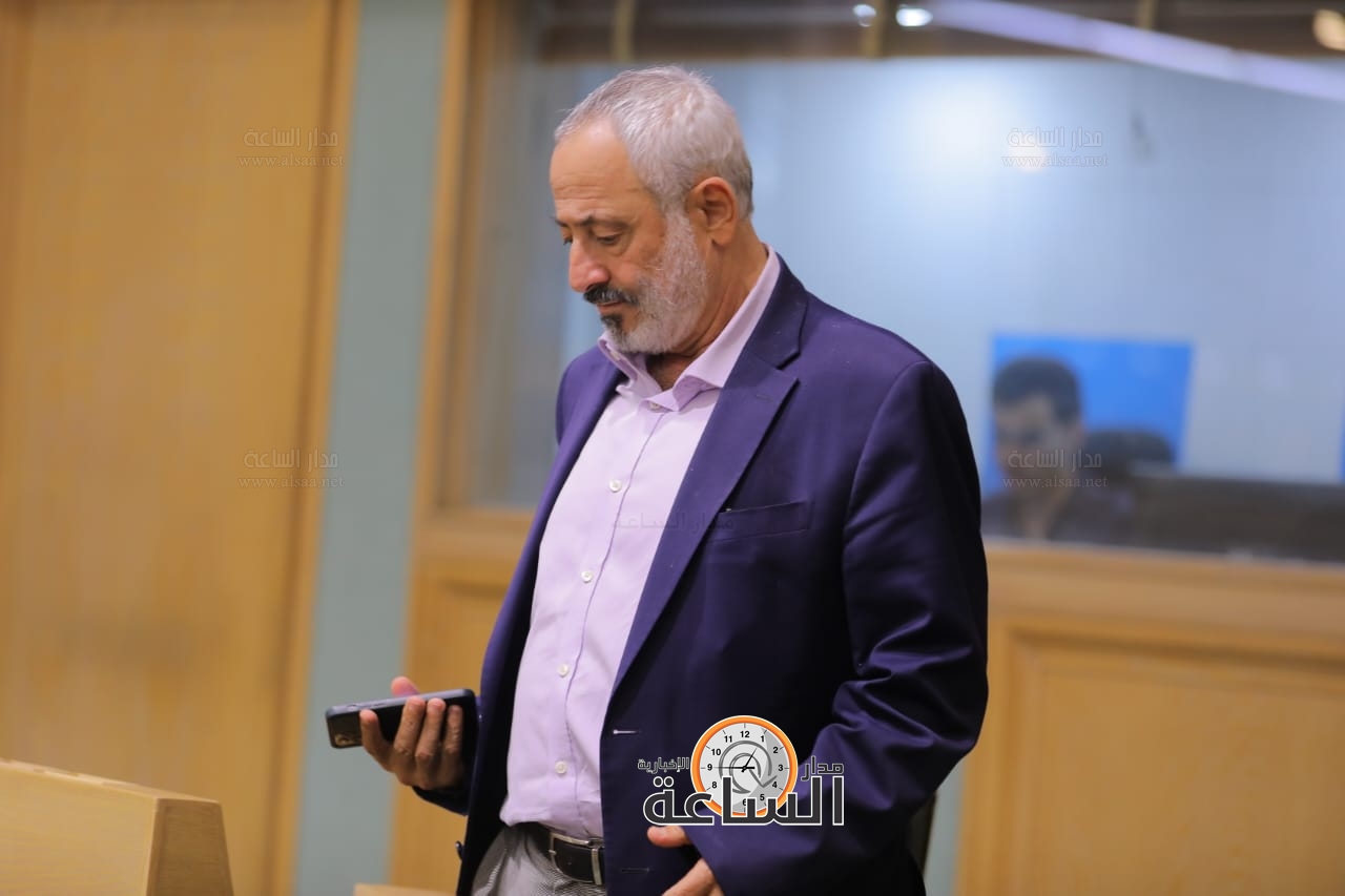 Madar Al-Saa Images 0.8744819273012336