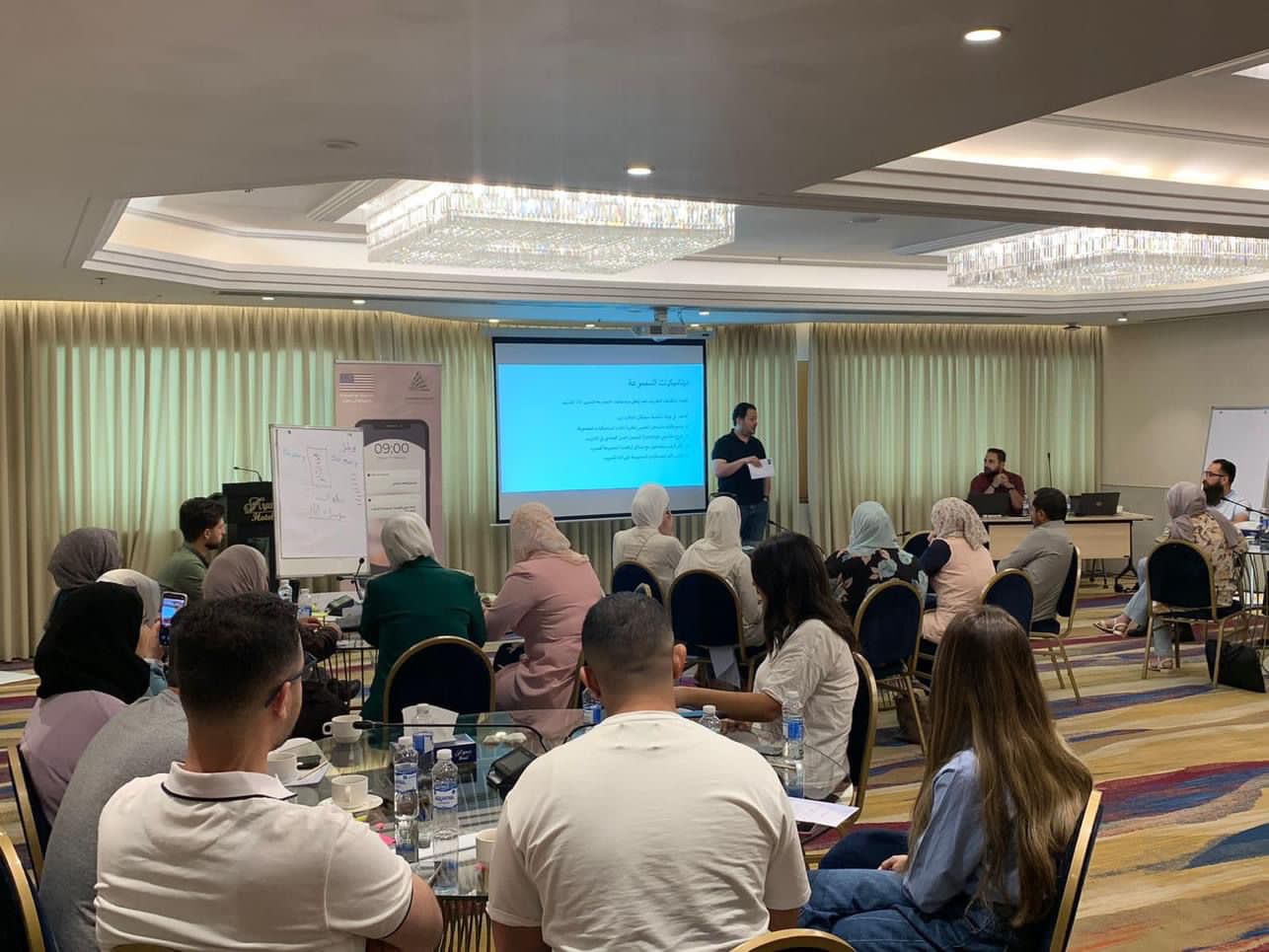 Madar Al-Saa Images 0.08033292099429024