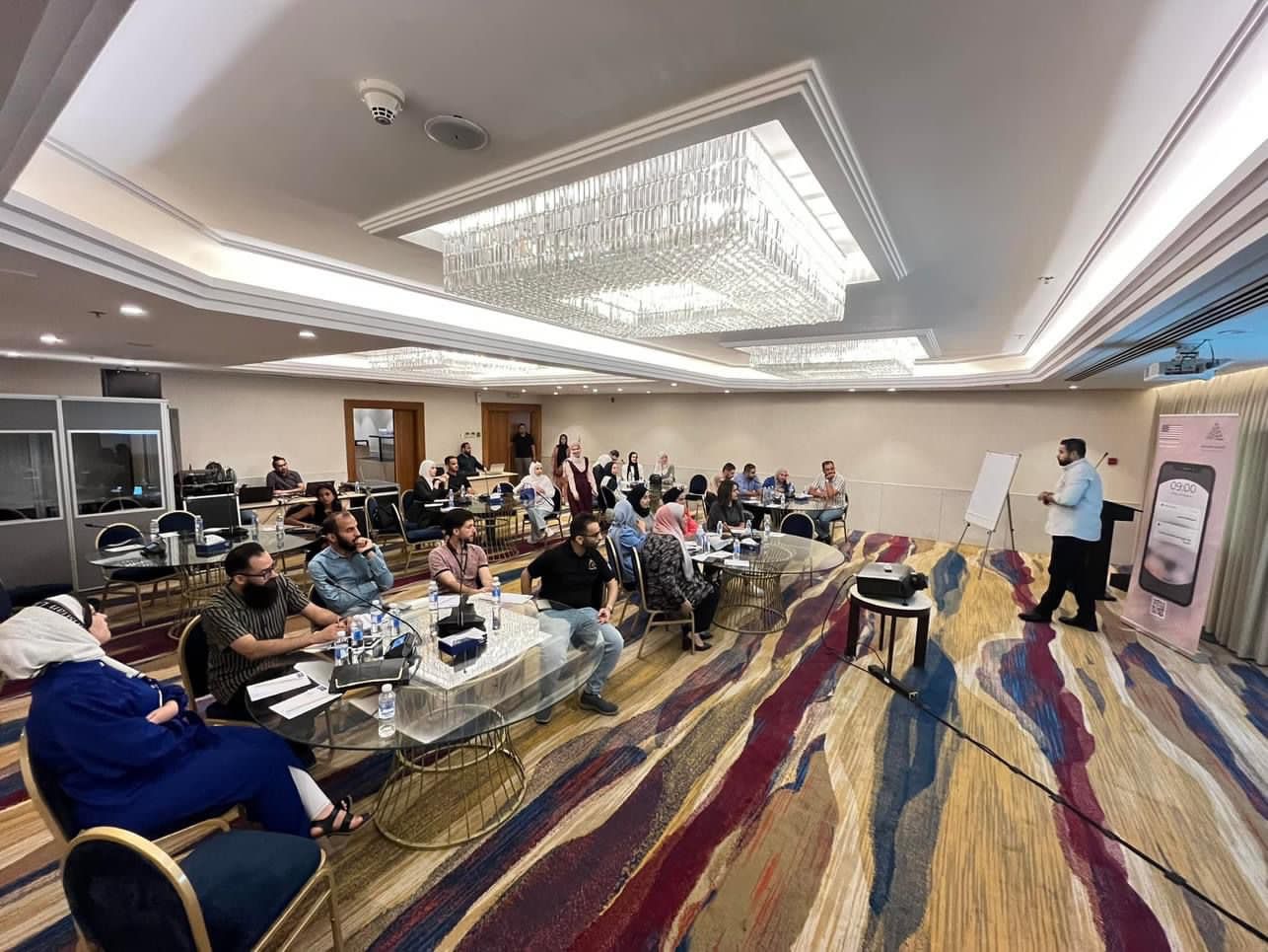 Madar Al-Saa Images 0.8244985844606616