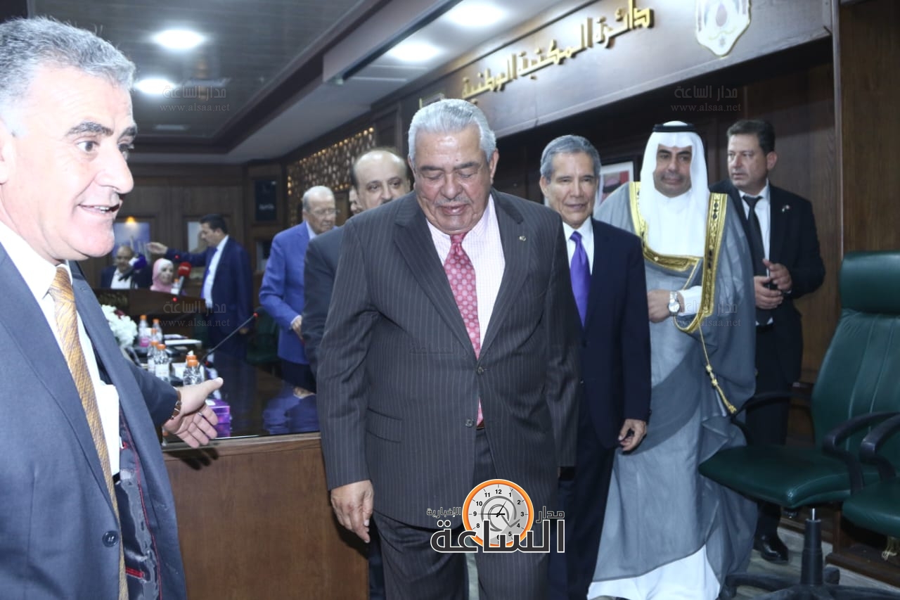 Madar Al-Saa Images 0.28328877643187345