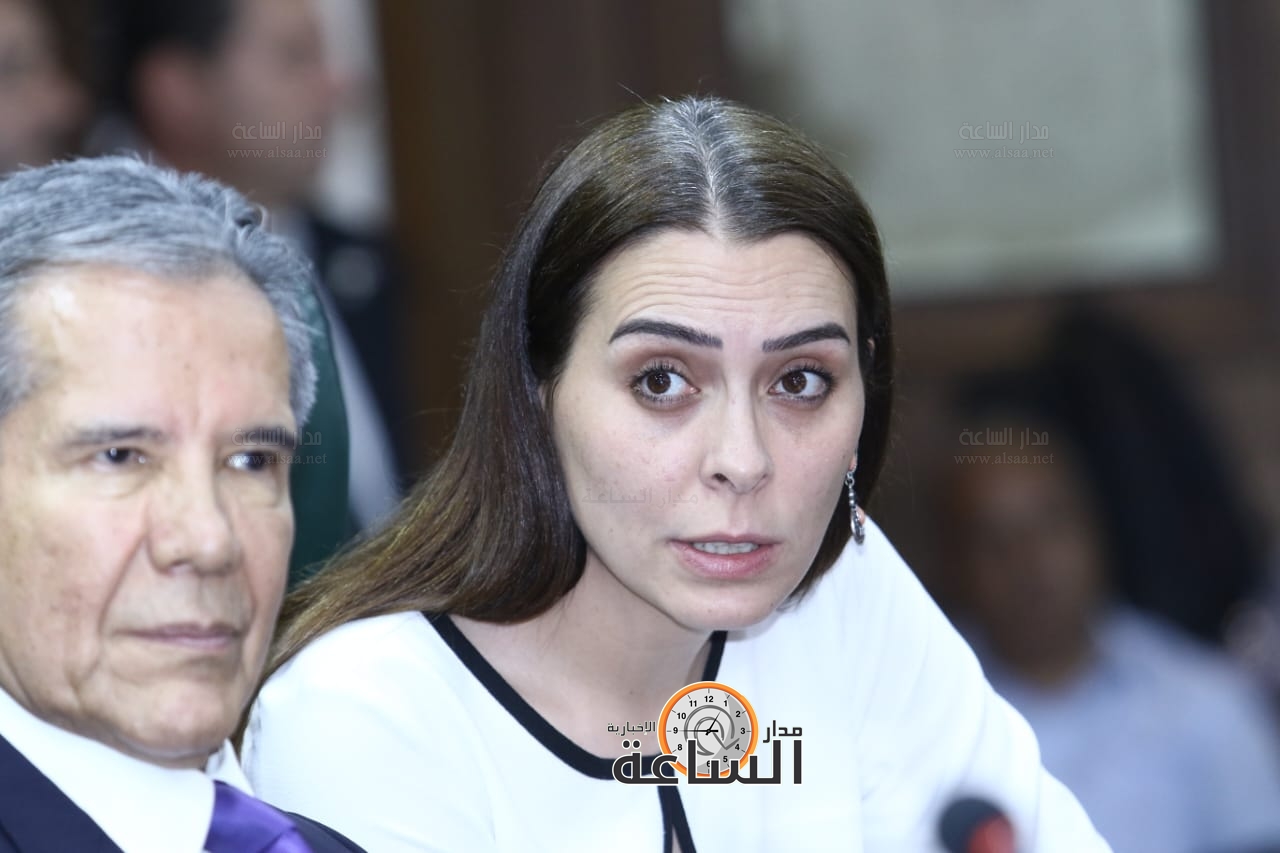 Madar Al-Saa Images 0.9799066441009152