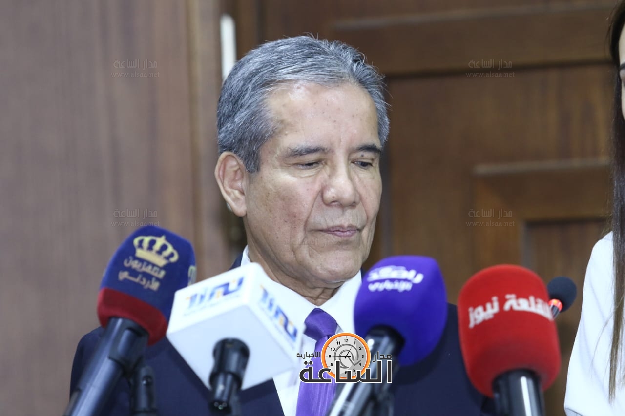 Madar Al-Saa Images 0.7650345554831983