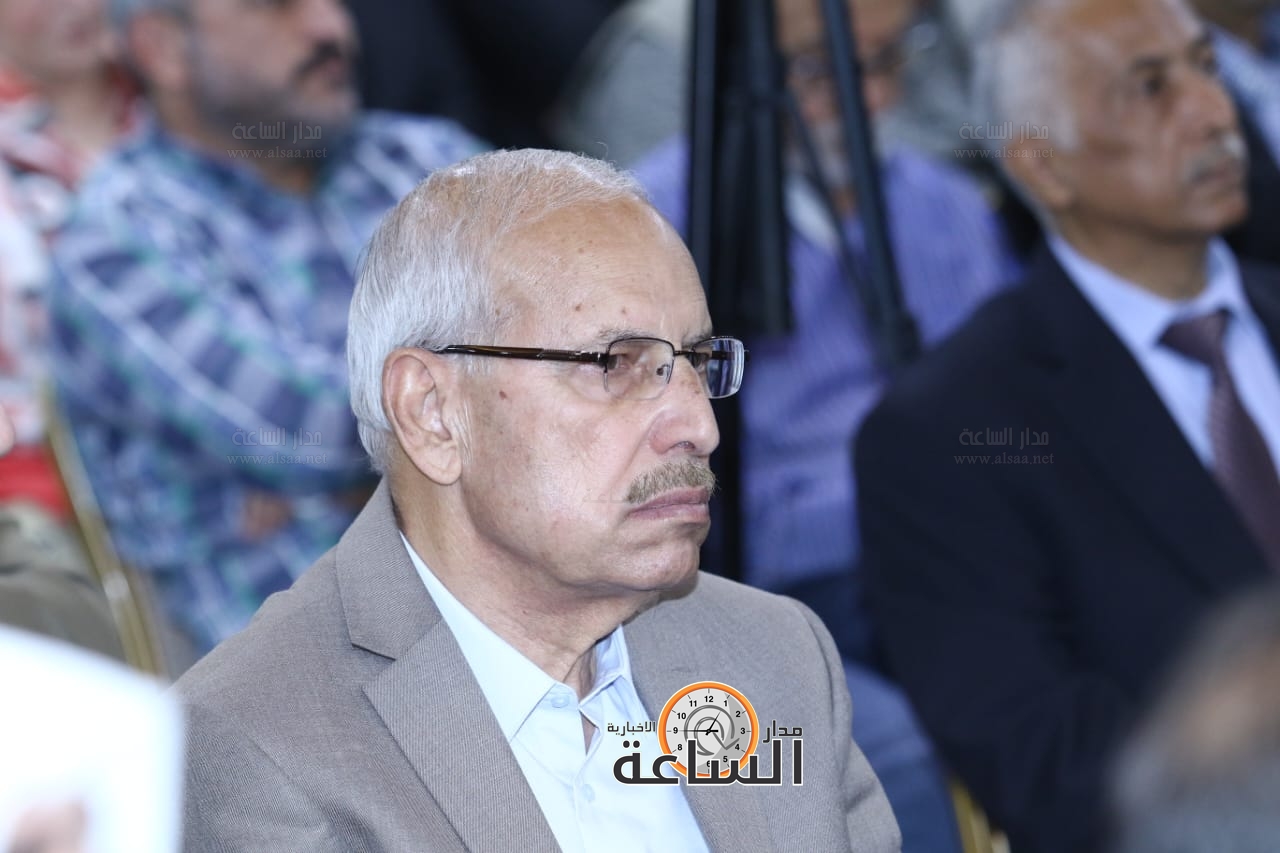 Madar Al-Saa Images 0.031237114652506337