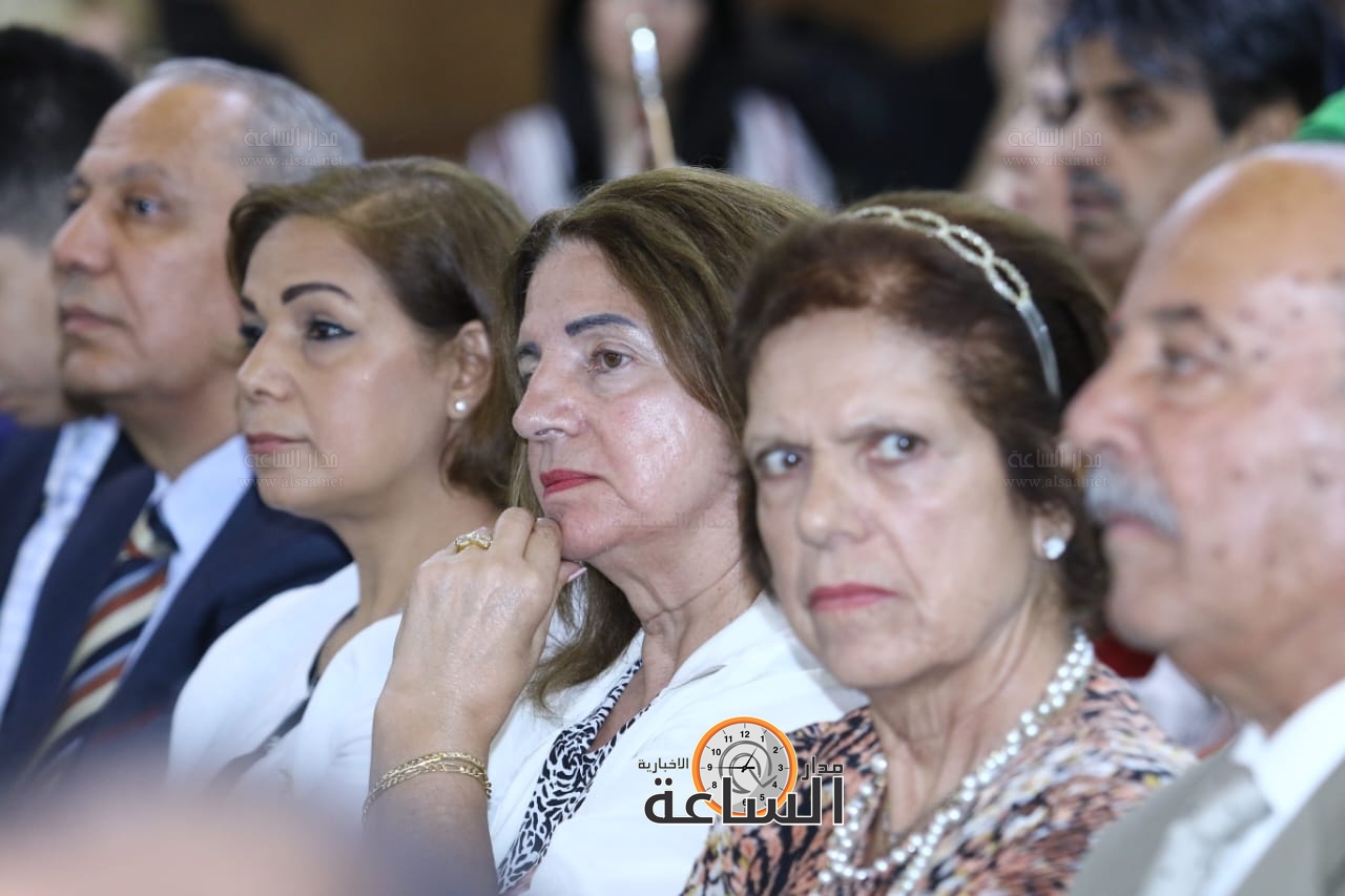 Madar Al-Saa Images 0.41402425945279675