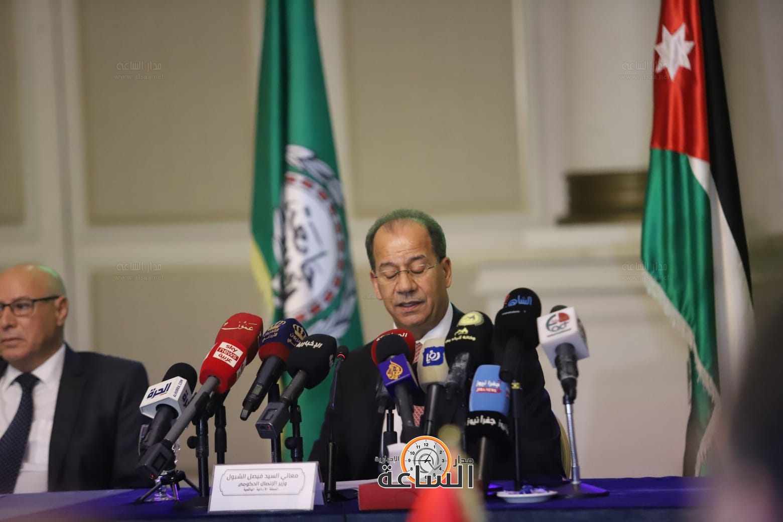 Madar Al-Saa Images 0.9195145869659718