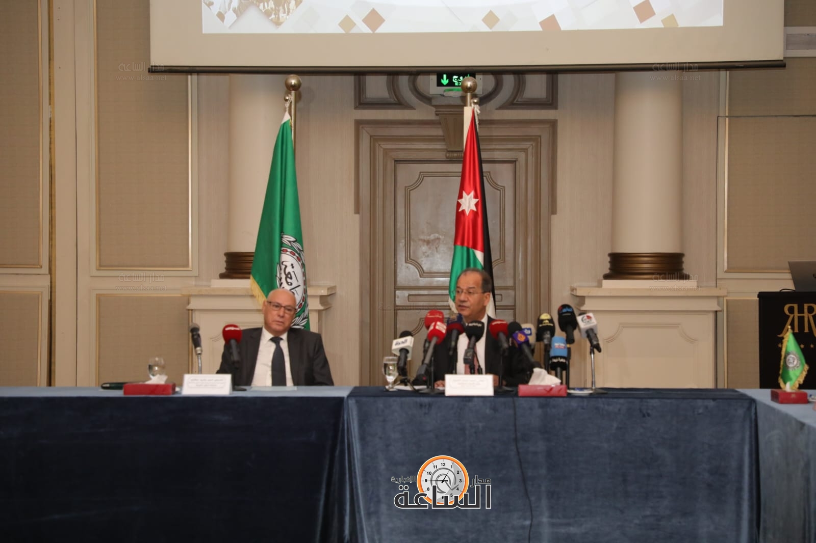 Madar Al-Saa Images 0.5317345671946117