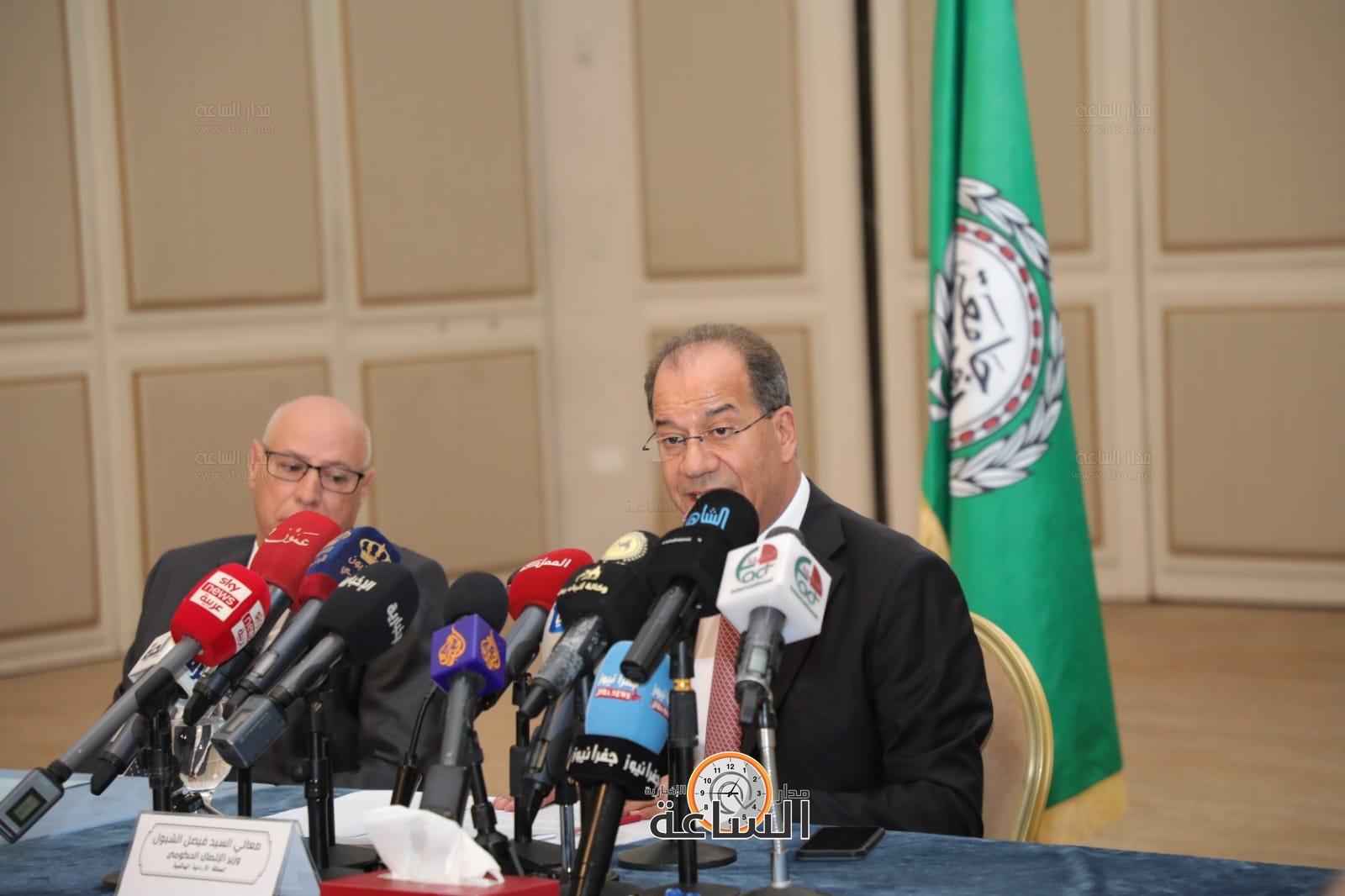 Madar Al-Saa Images 0.8946748065284567