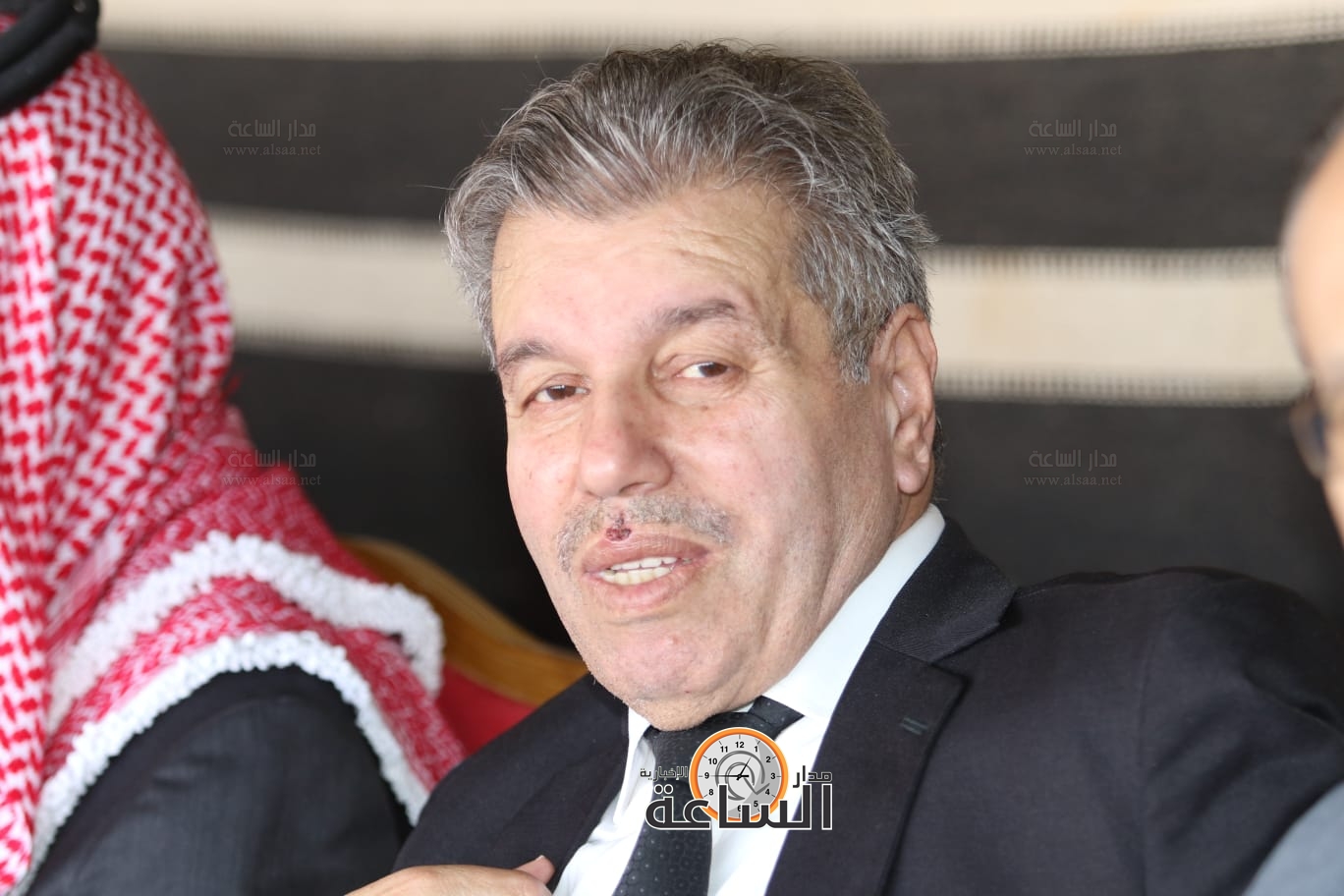 Madar Al-Saa Images 0.4871817418374378