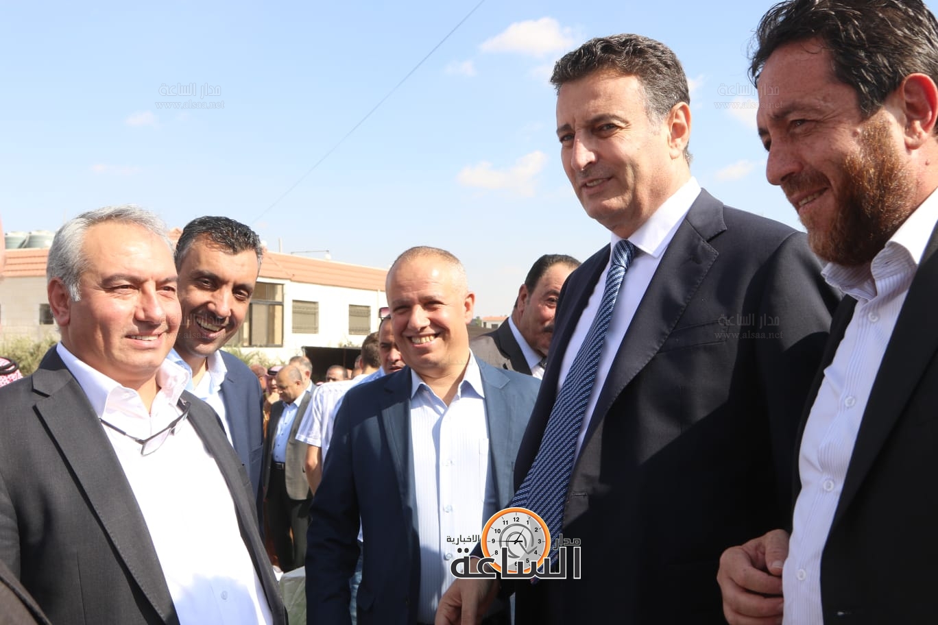 Madar Al-Saa Images 0.03997970124535355