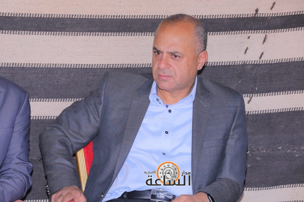 Madar Al-Saa Images 0.397573229365046