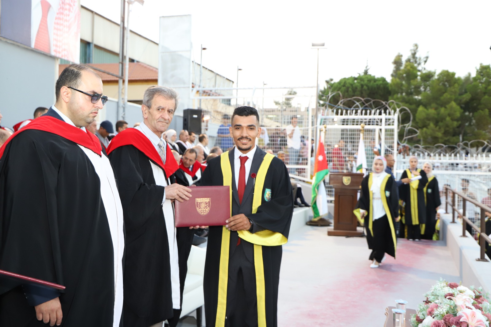 Madar Al-Saa Images 0.0501273136639131