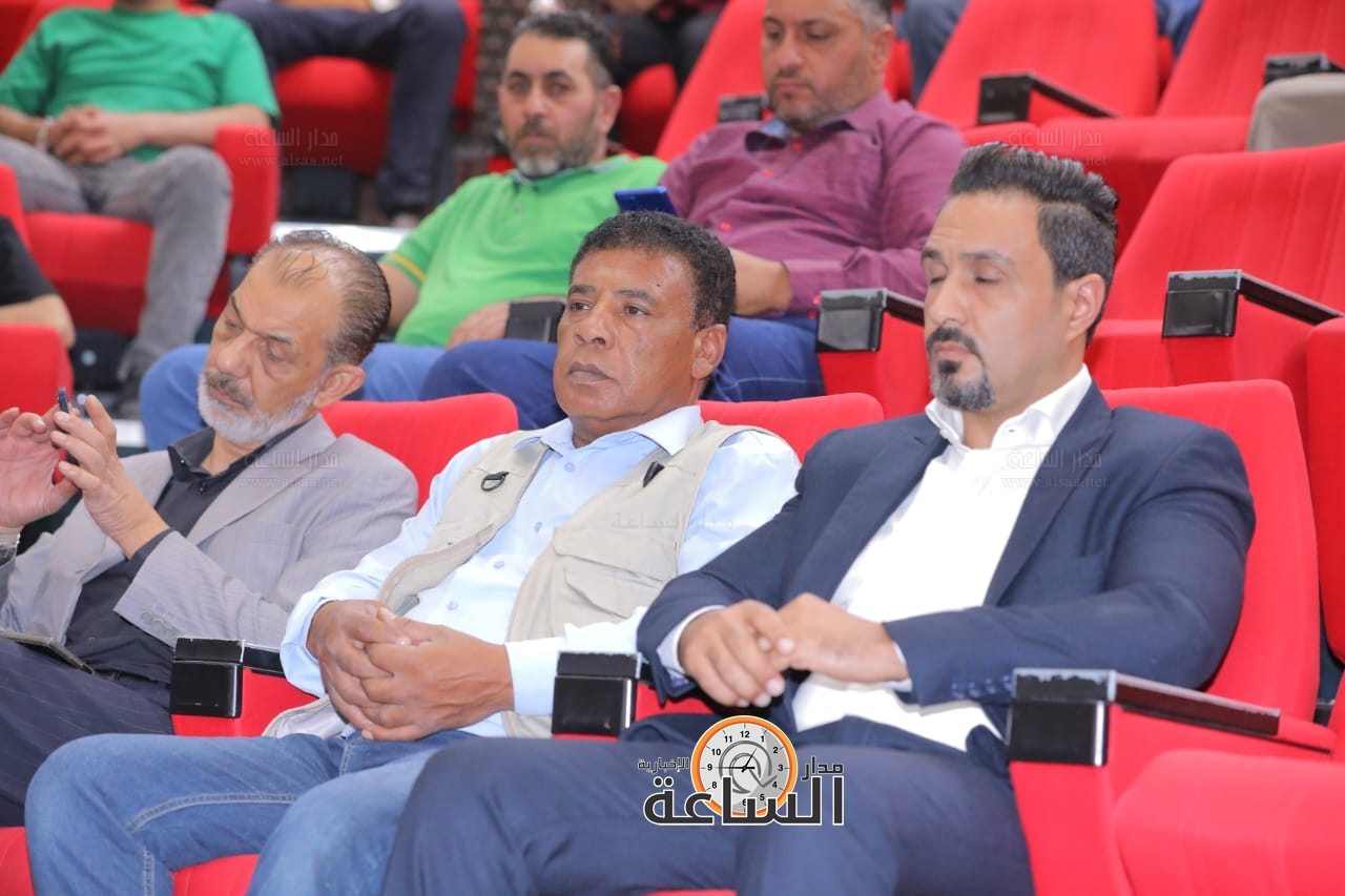 Madar Al-Saa Images 0.42727999799225724