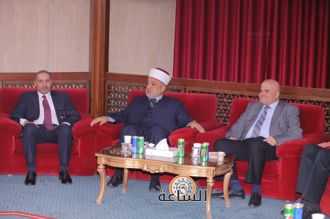 Madar Al-Saa Images 0.4992309109777413