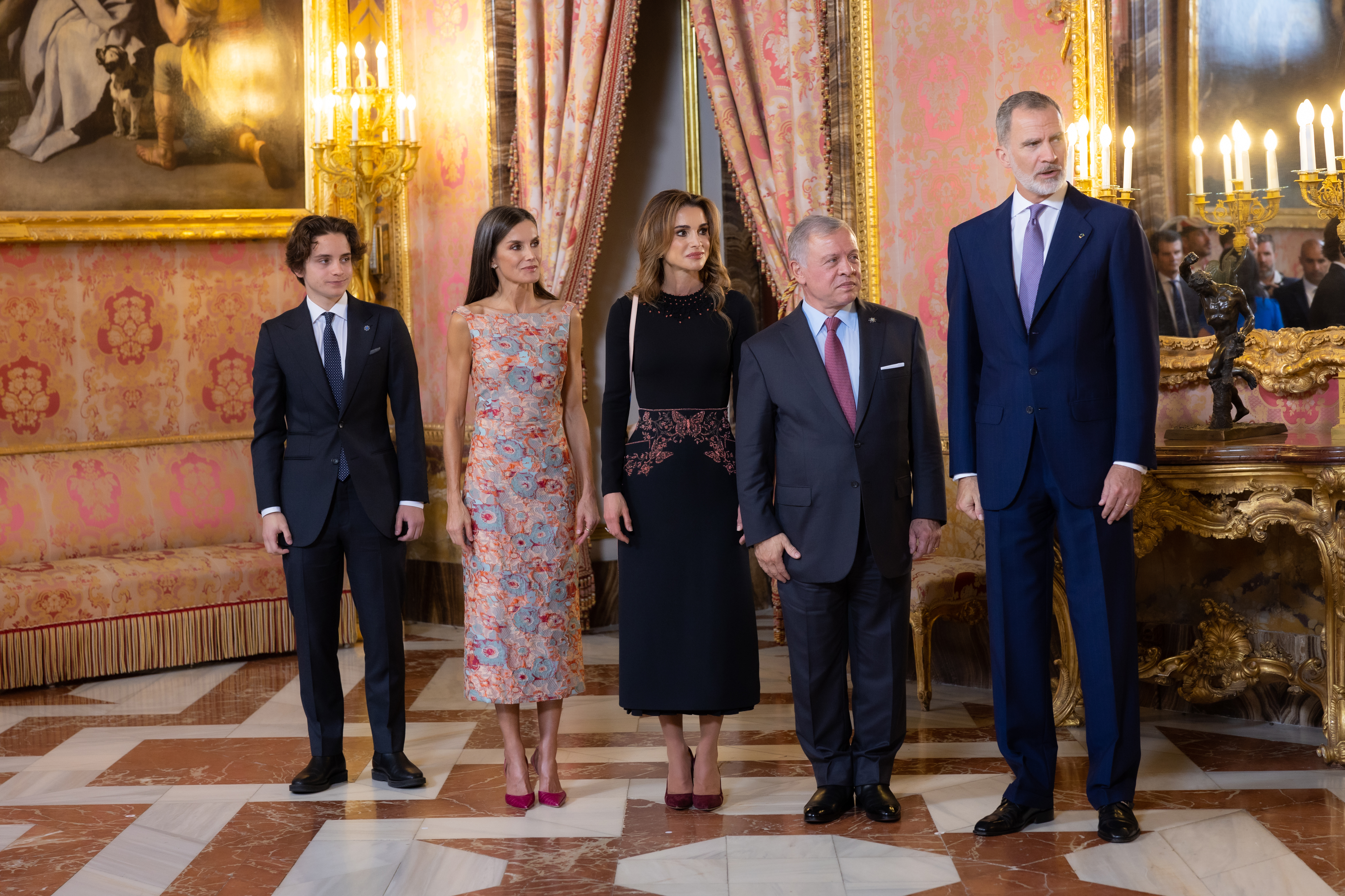 Madar Al-Saa Images 0.8106600696246806