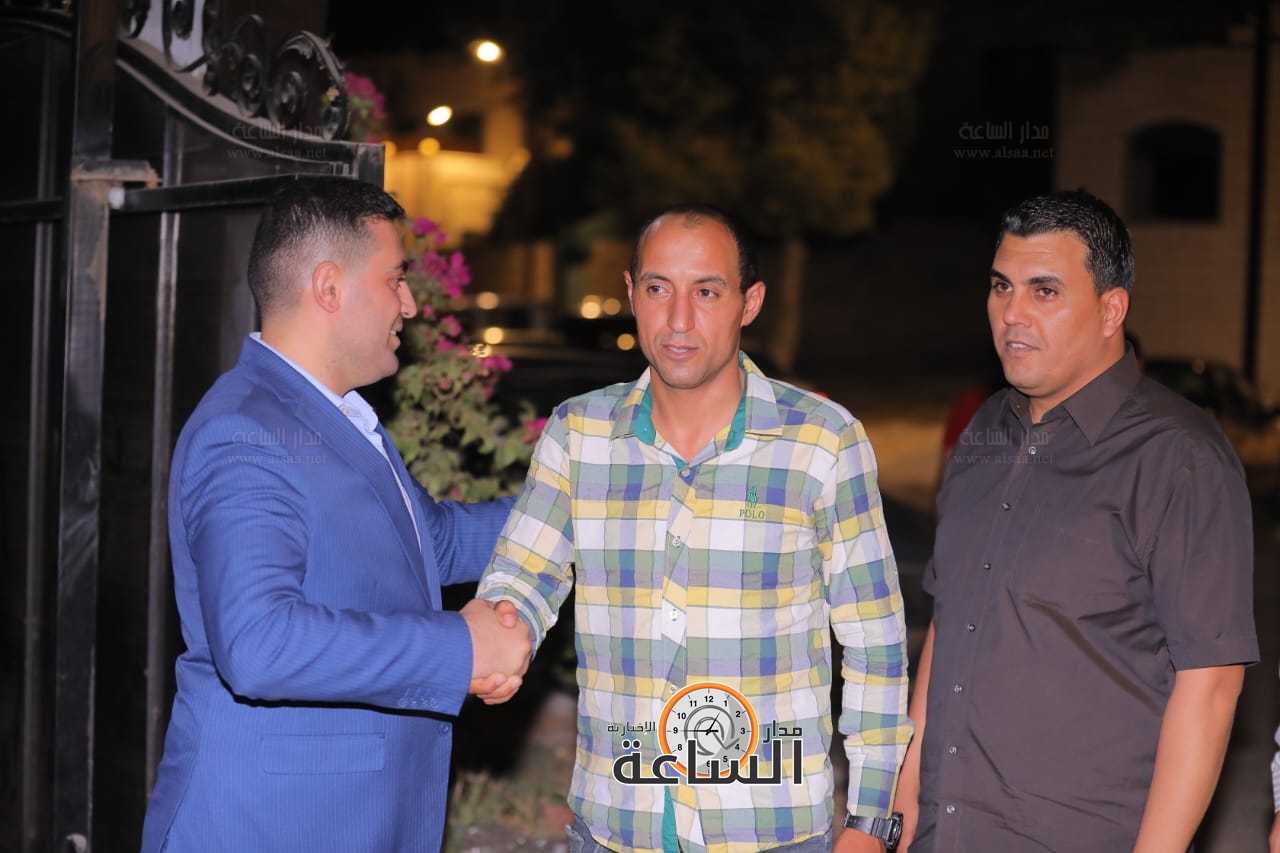 Madar Al-Saa Images 0.7426462175057975