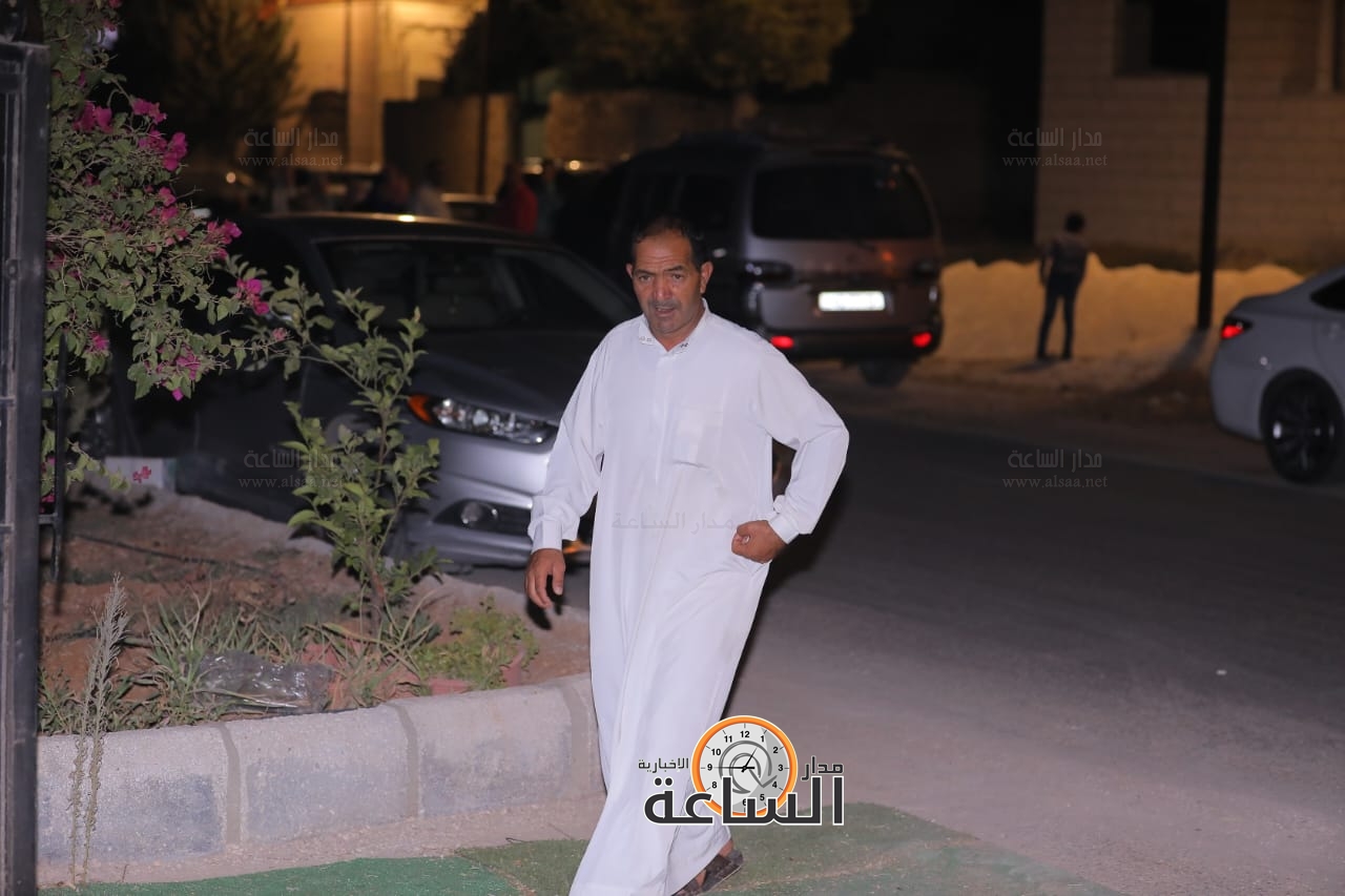 Madar Al-Saa Images 0.4898177047691923