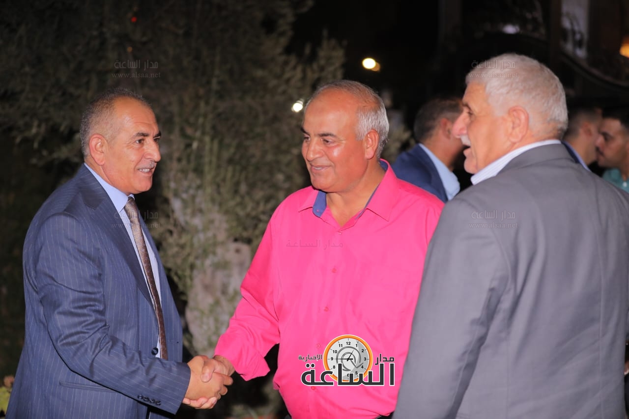 Madar Al-Saa Images 0.8110346519644777