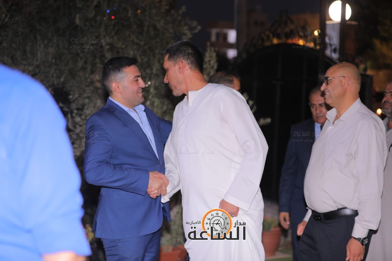 Madar Al-Saa Images 0.9759677576030877