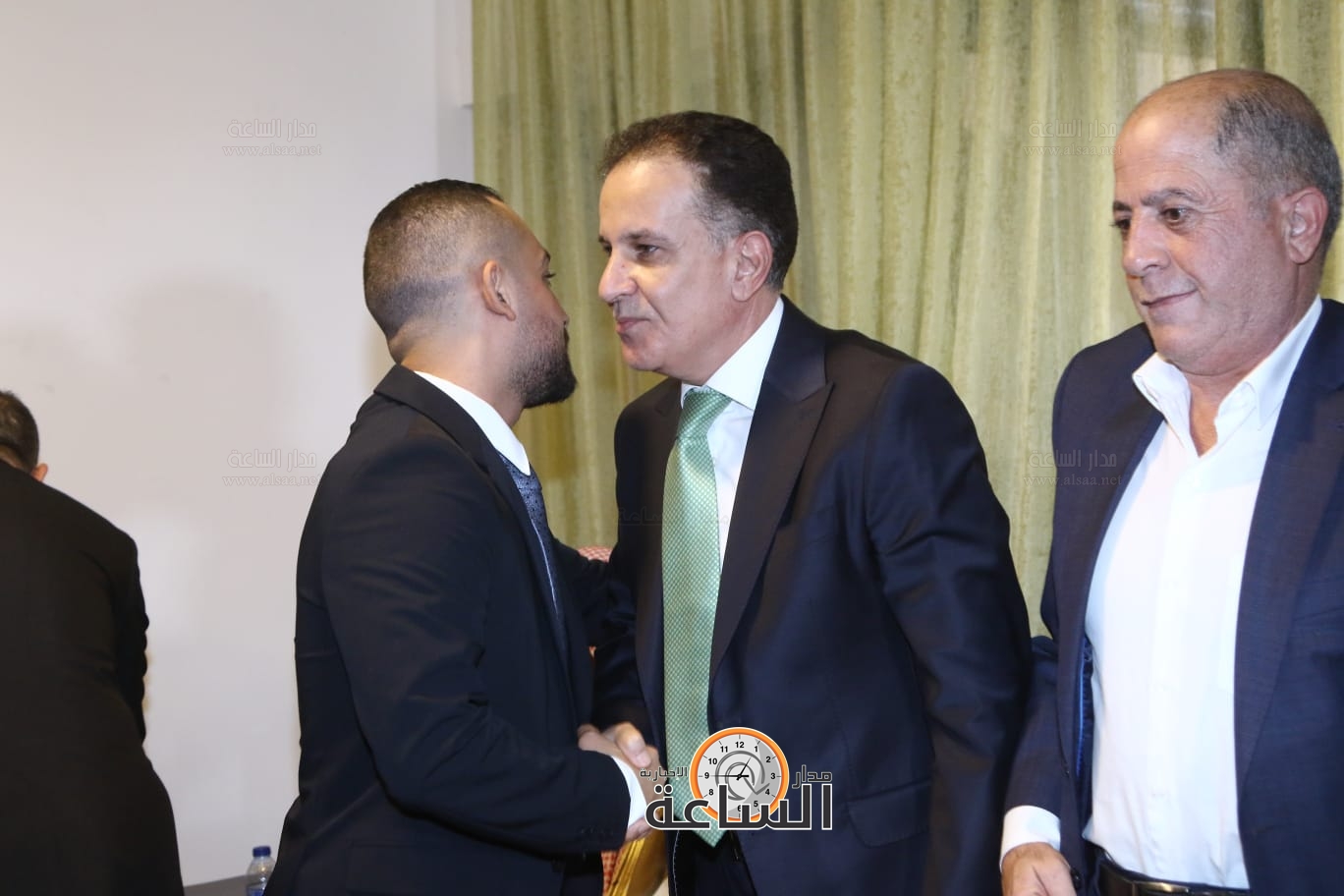 Madar Al-Saa Images 0.13836085458407643