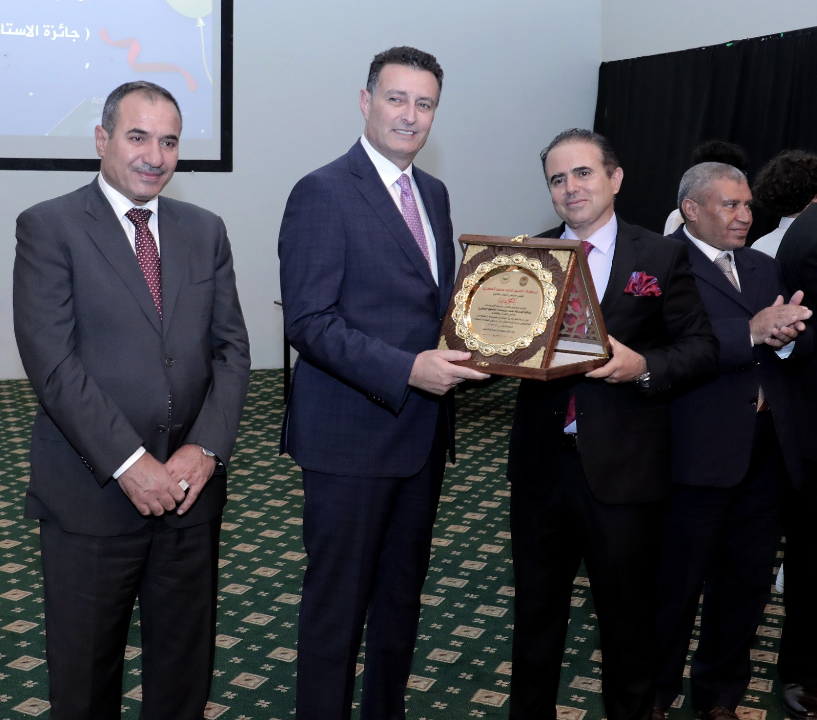 Madar Al-Saa Images 0.02215671222418525