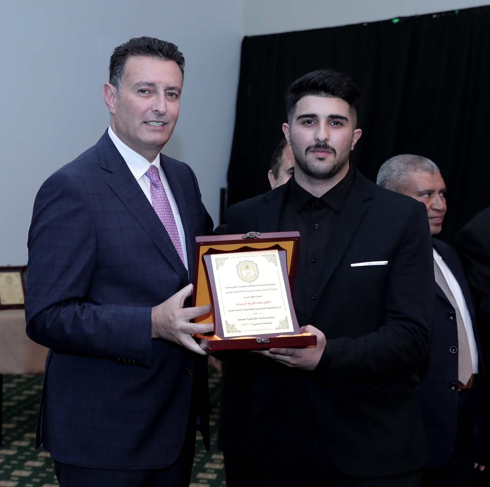 Madar Al-Saa Images 0.6234255225566723