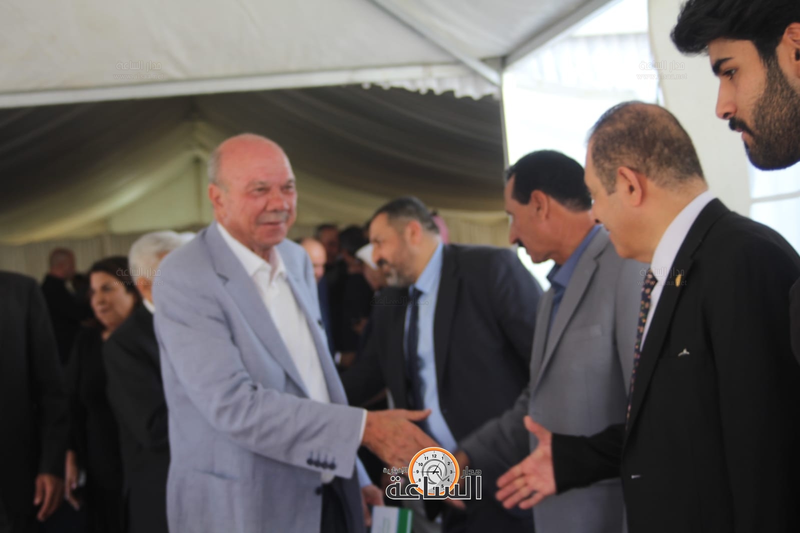 Madar Al-Saa Images 0.7381014154783117