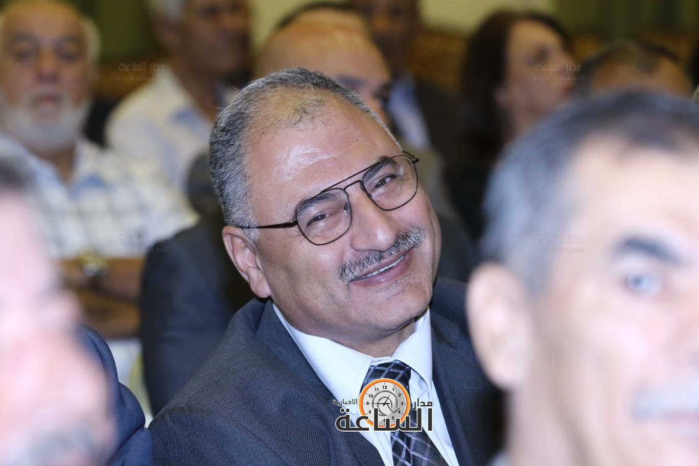 Madar Al-Saa Images 0.8415739537704674