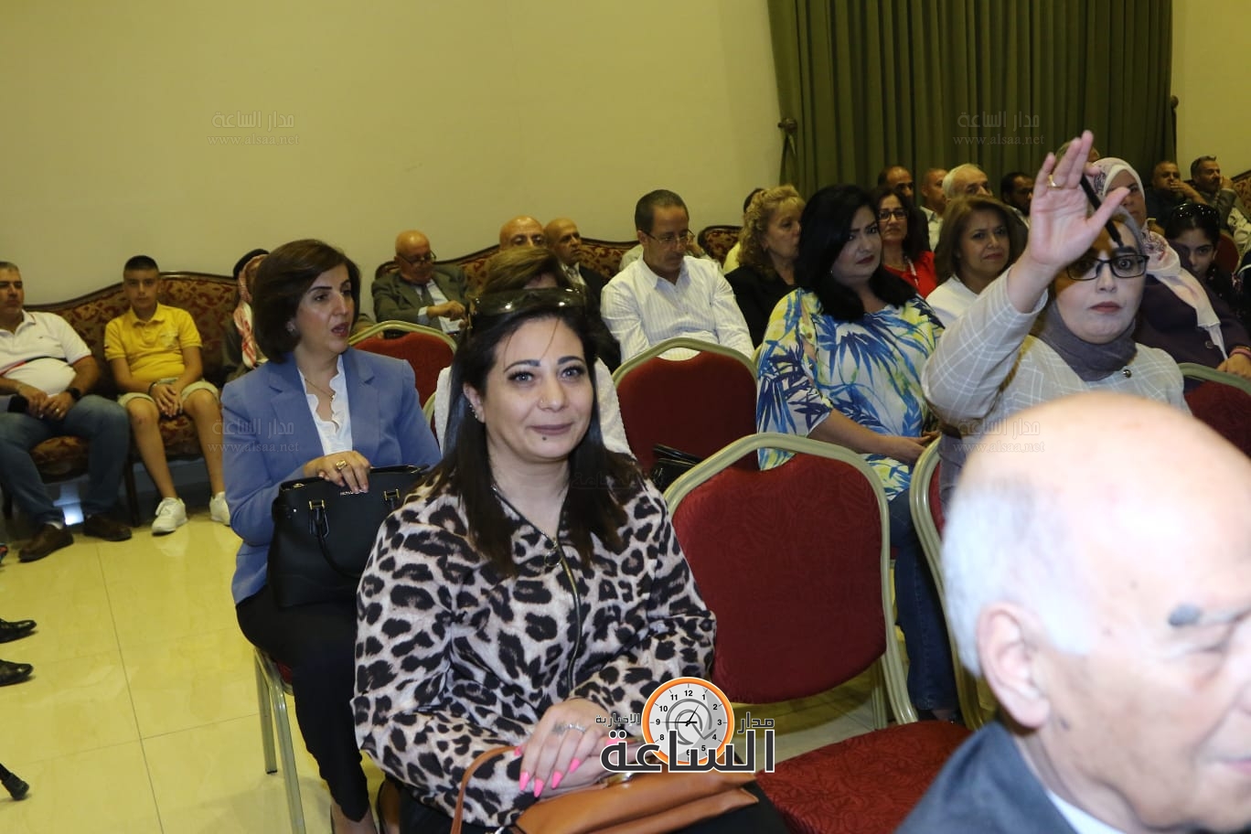 Madar Al-Saa Images 0.5657316089544124