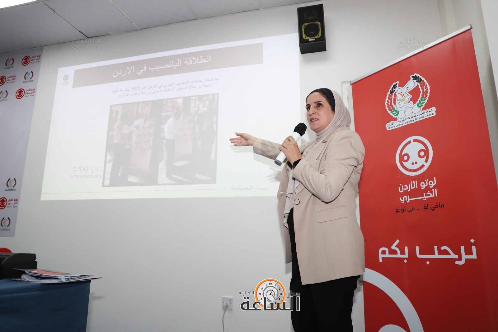 Madar Al-Saa Images 0.05730087308788745