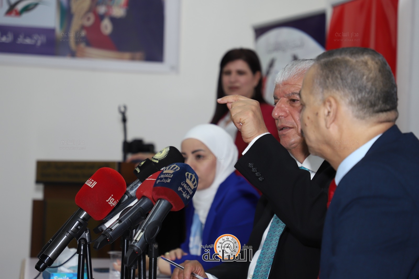 Madar Al-Saa Images 0.6757192284285782