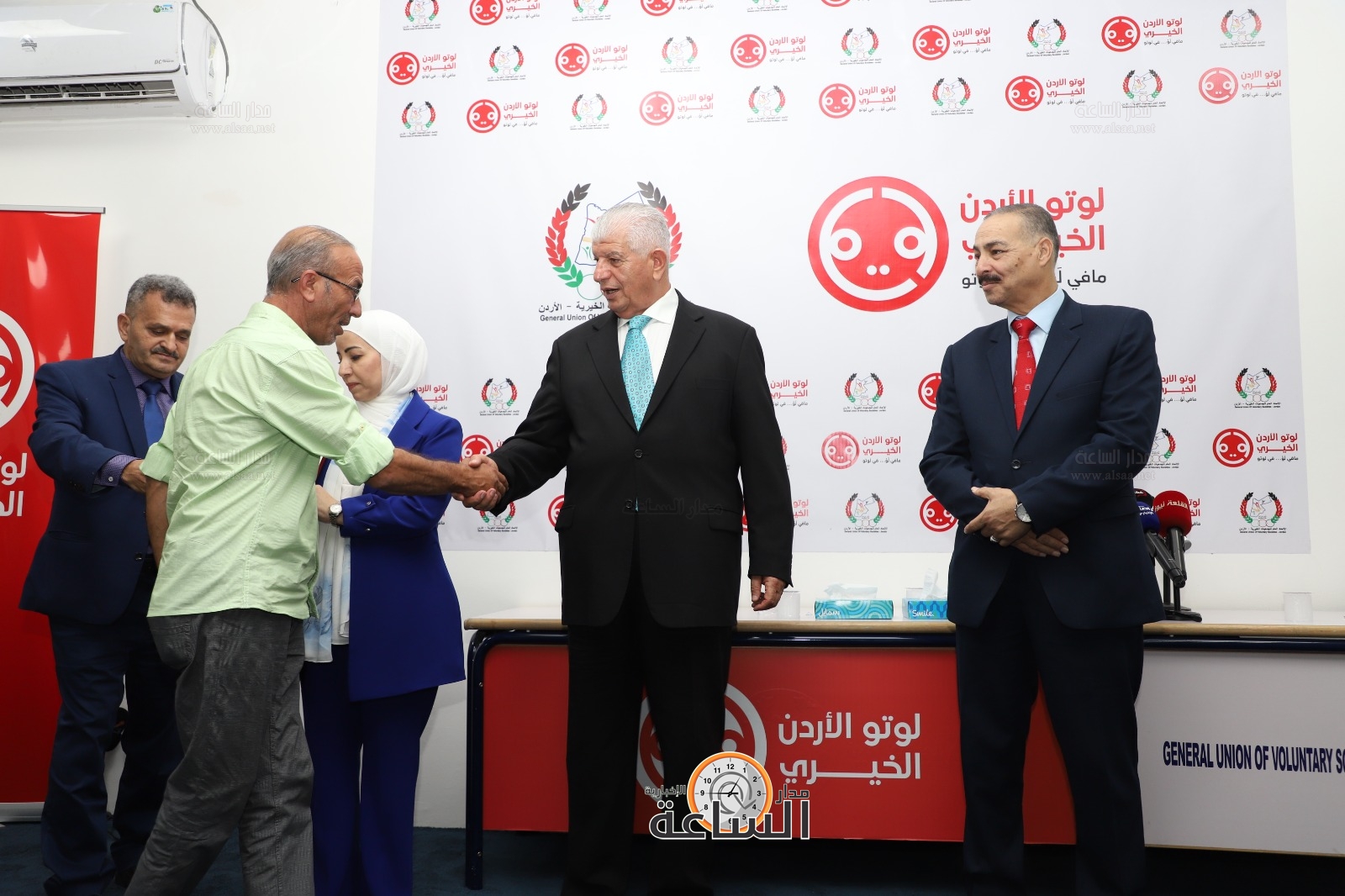 Madar Al-Saa Images 0.8938876275957928