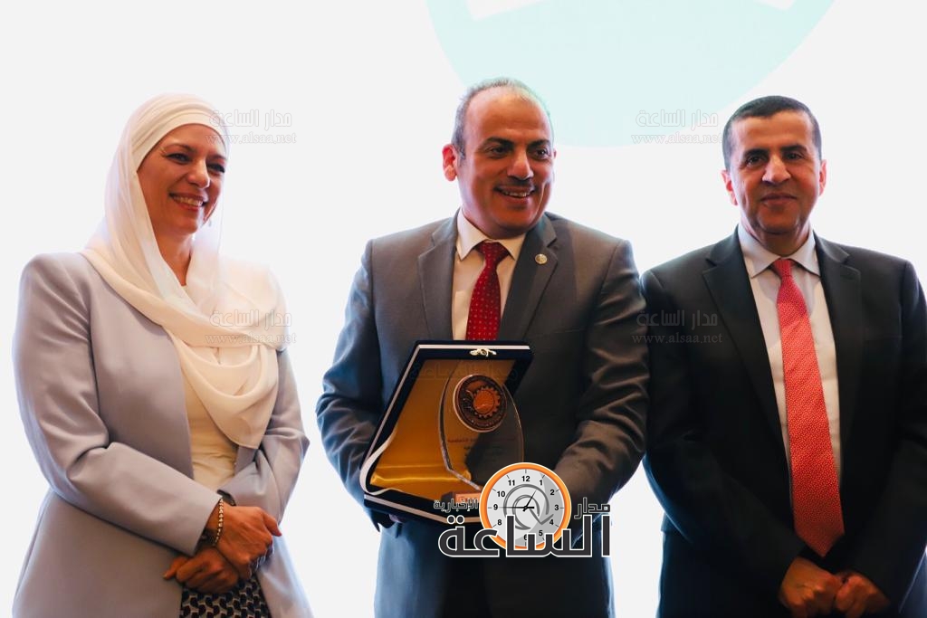 Madar Al-Saa Images 0.8132963399540718