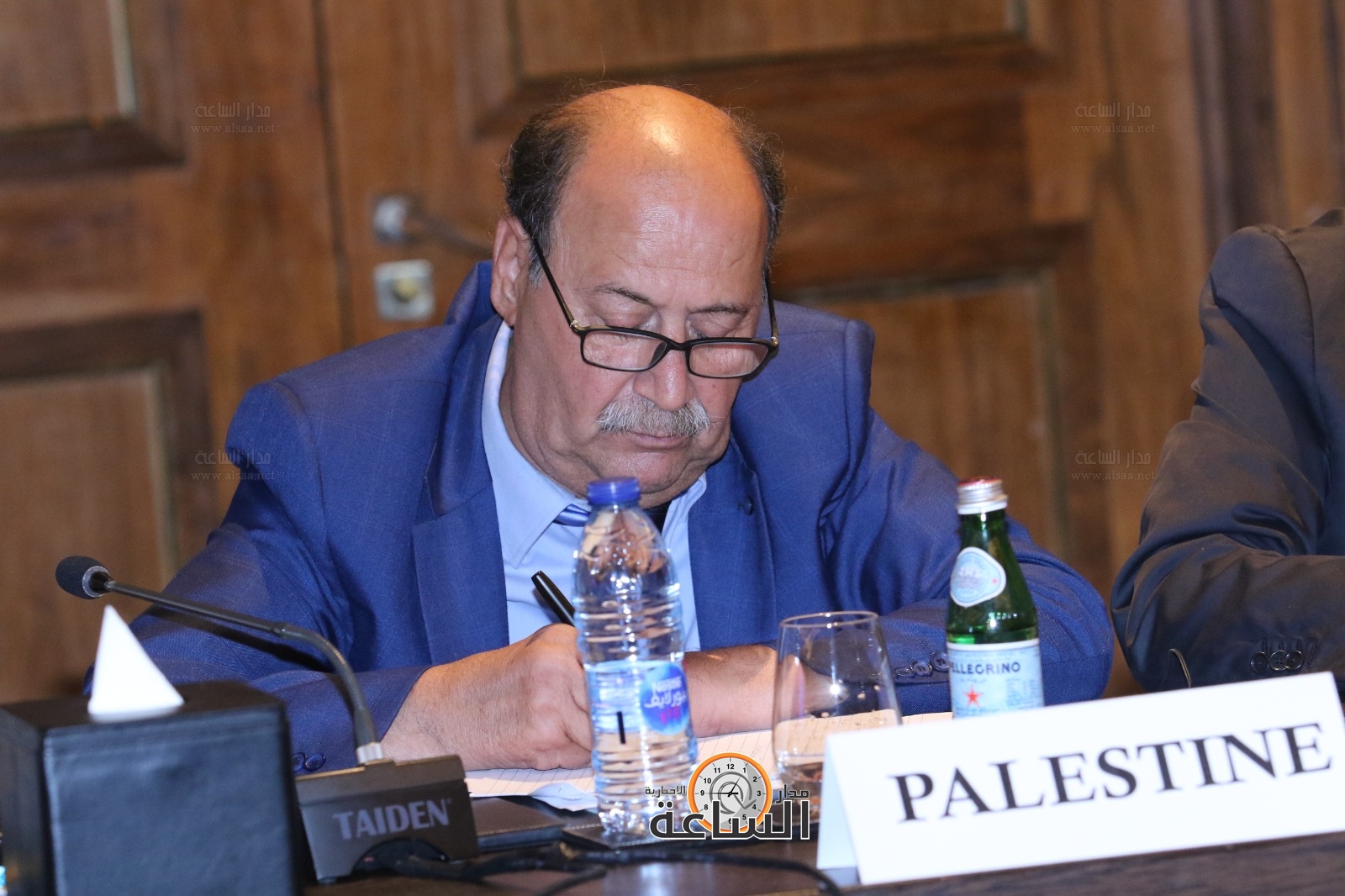 Madar Al-Saa Images 0.48037746355904865