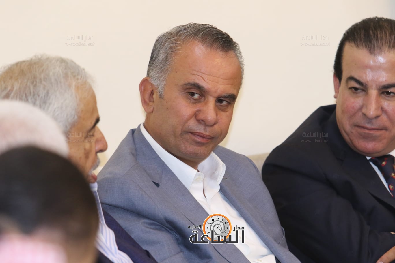 Madar Al-Saa Images 0.298058665835921