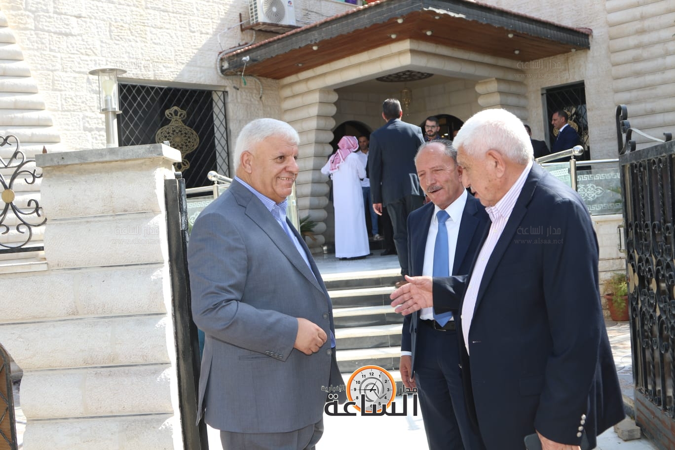 Madar Al-Saa Images 0.1678836342790475