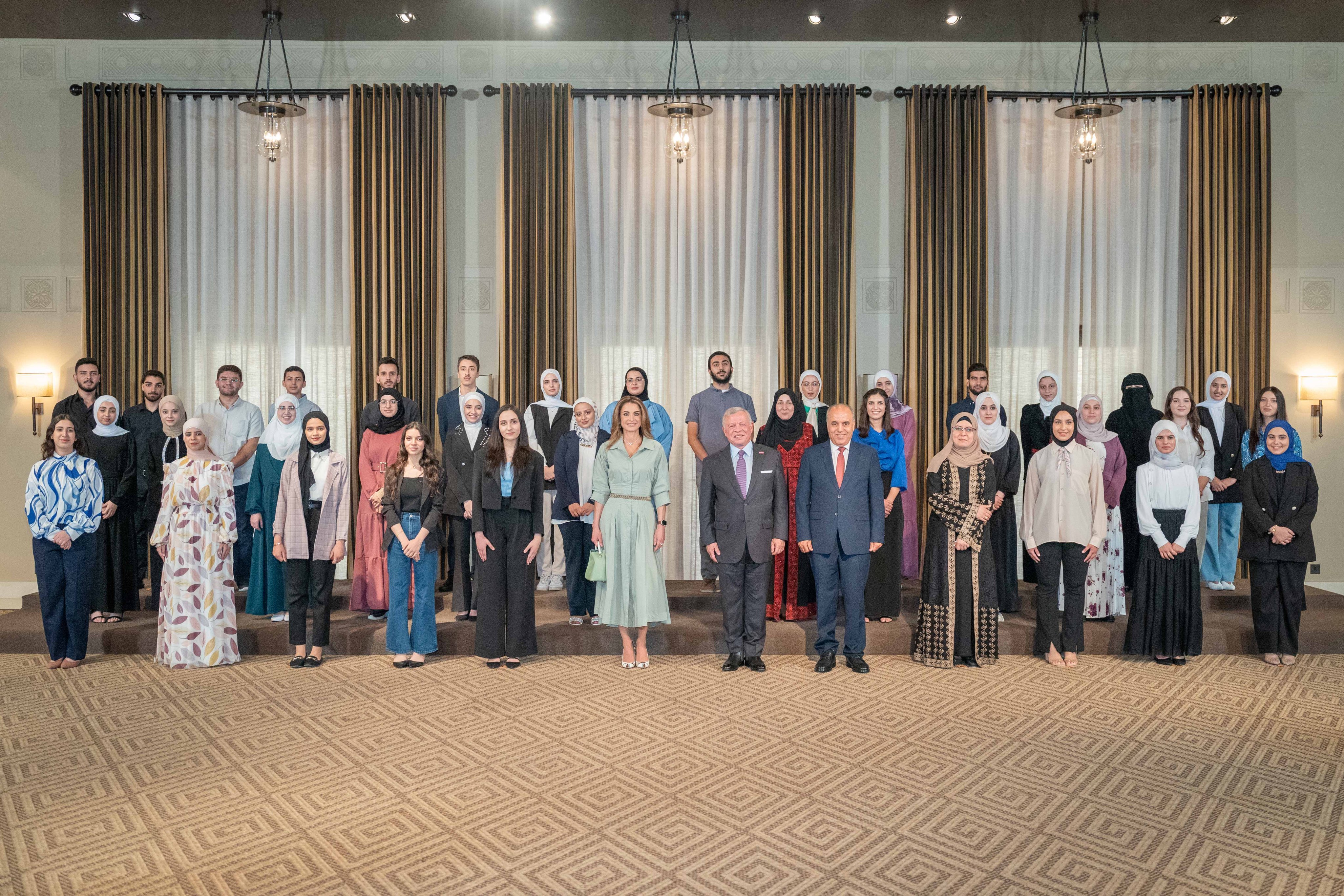 Madar Al-Saa Images 0.8147377635258664