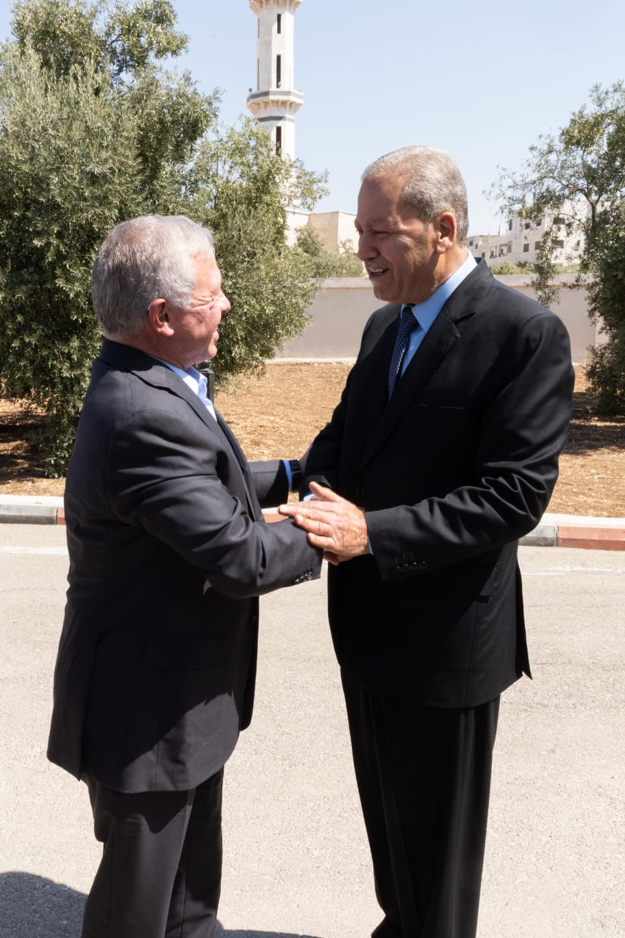 Madar Al-Saa Images 0.8348762562565339