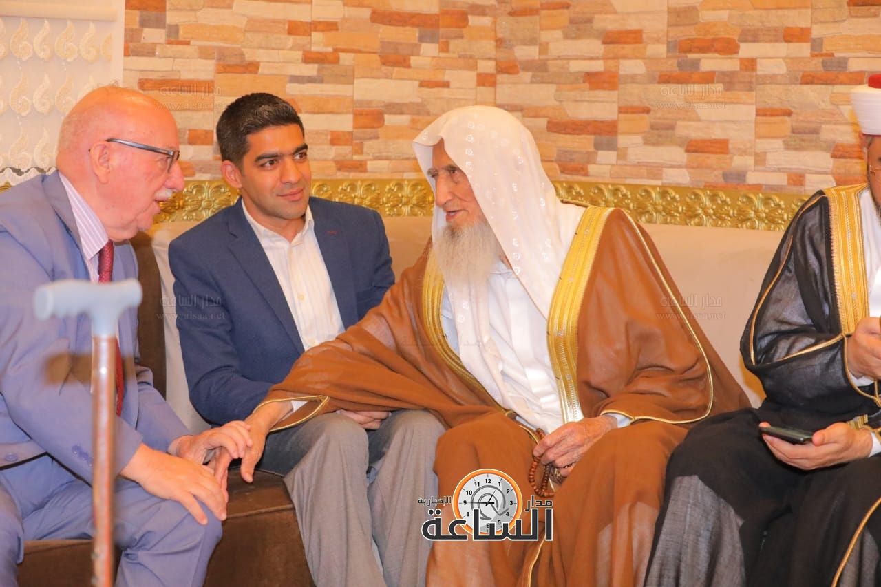 Madar Al-Saa Images 0.1175415833144744