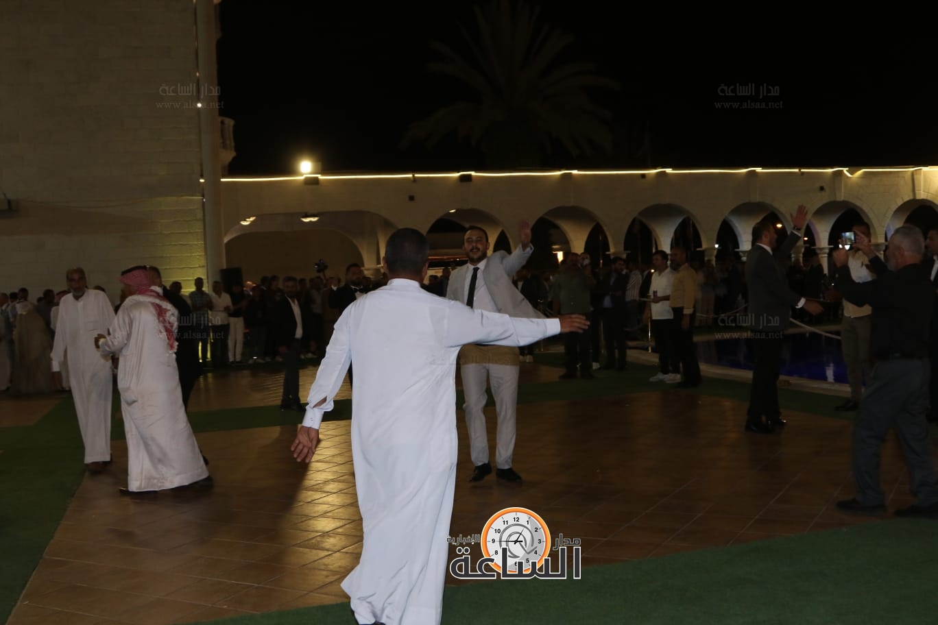 Madar Al-Saa Images 0.8411140055386221