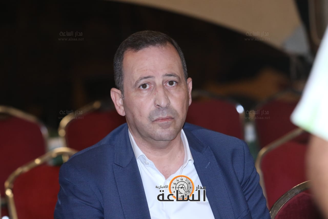 Madar Al-Saa Images 0.38938303850805367