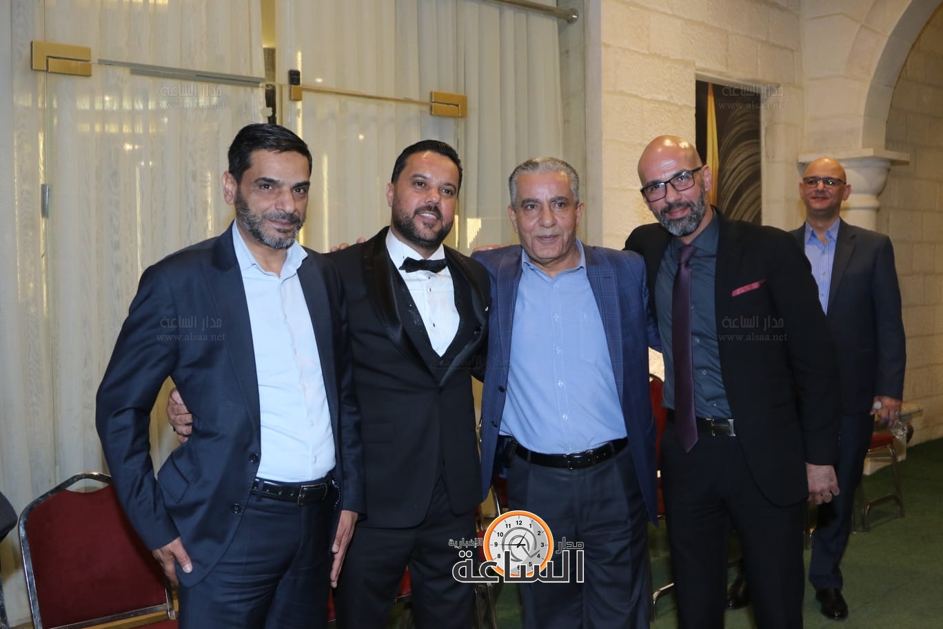 Madar Al-Saa Images 0.4369152348869938