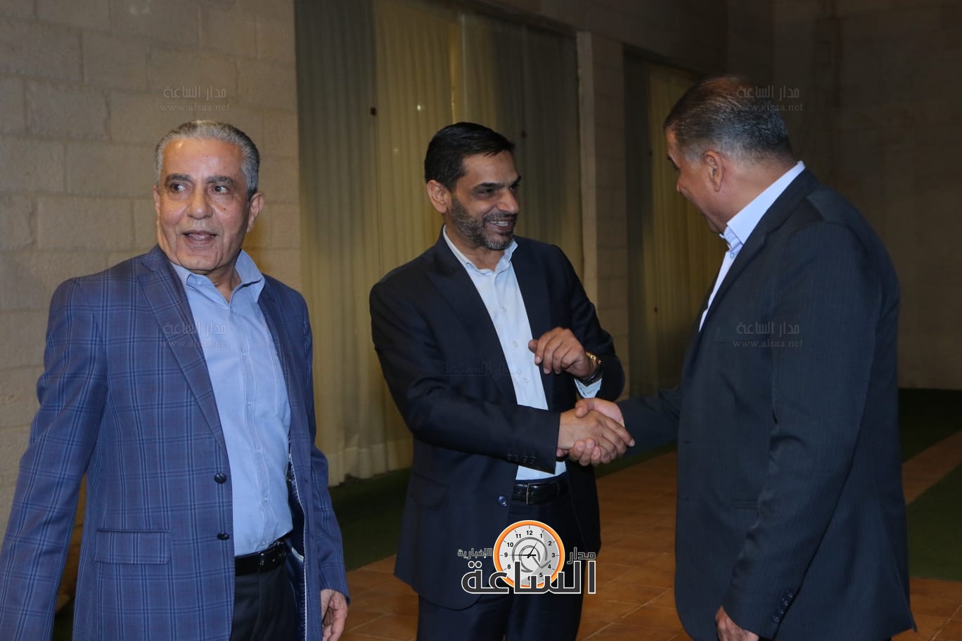 Madar Al-Saa Images 0.40839844291506244