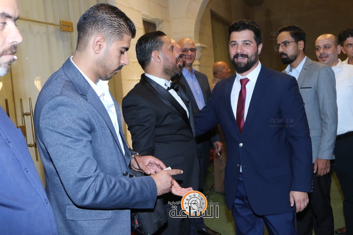 Madar Al-Saa Images 0.36993418369997766