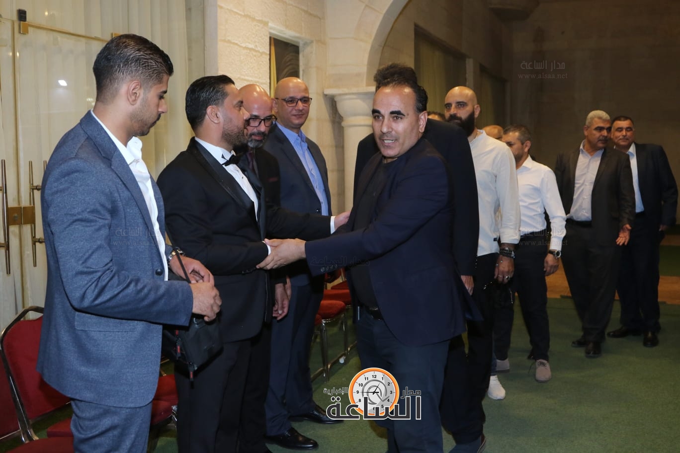 Madar Al-Saa Images 0.5792420642334013