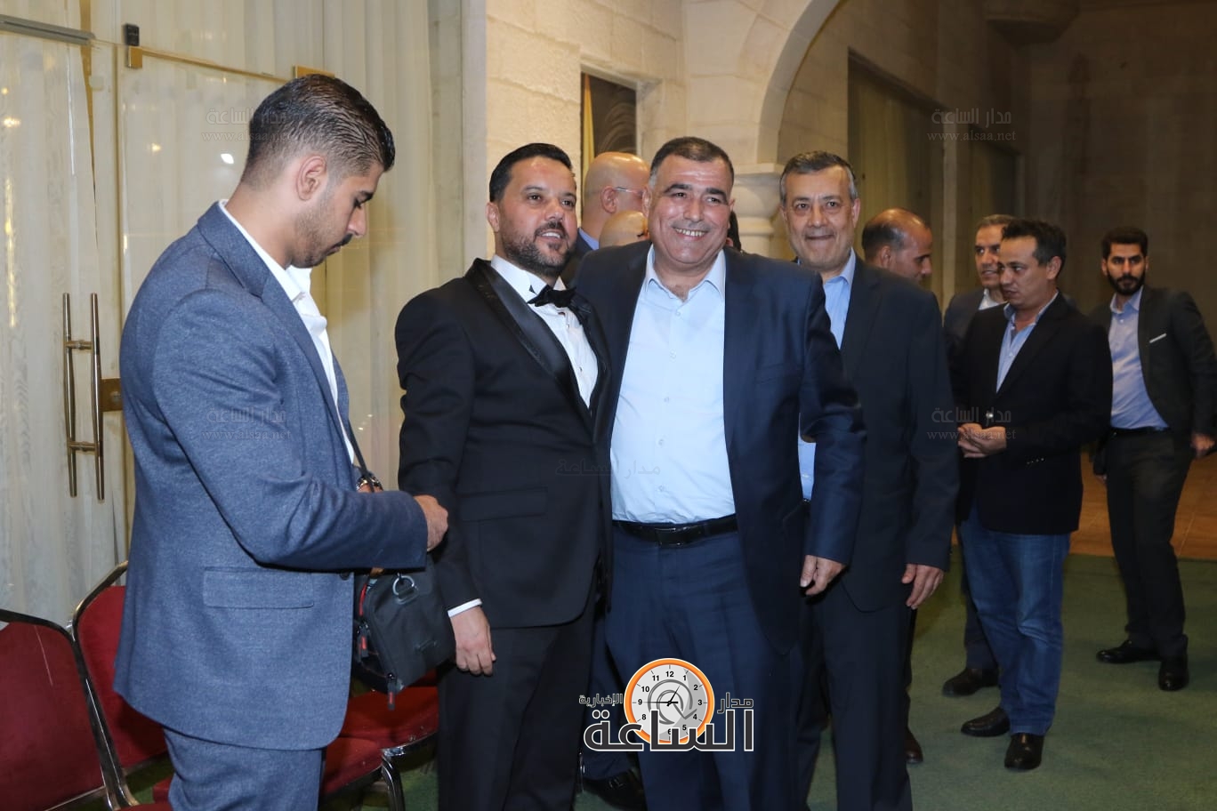 Madar Al-Saa Images 0.5285499048799627