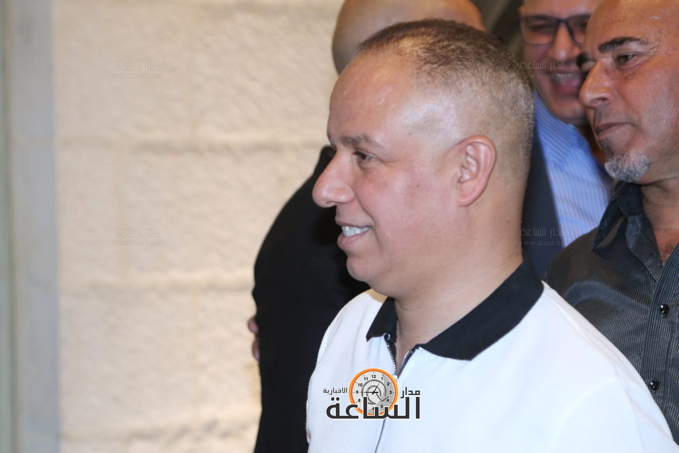 Madar Al-Saa Images 0.6196346237162045