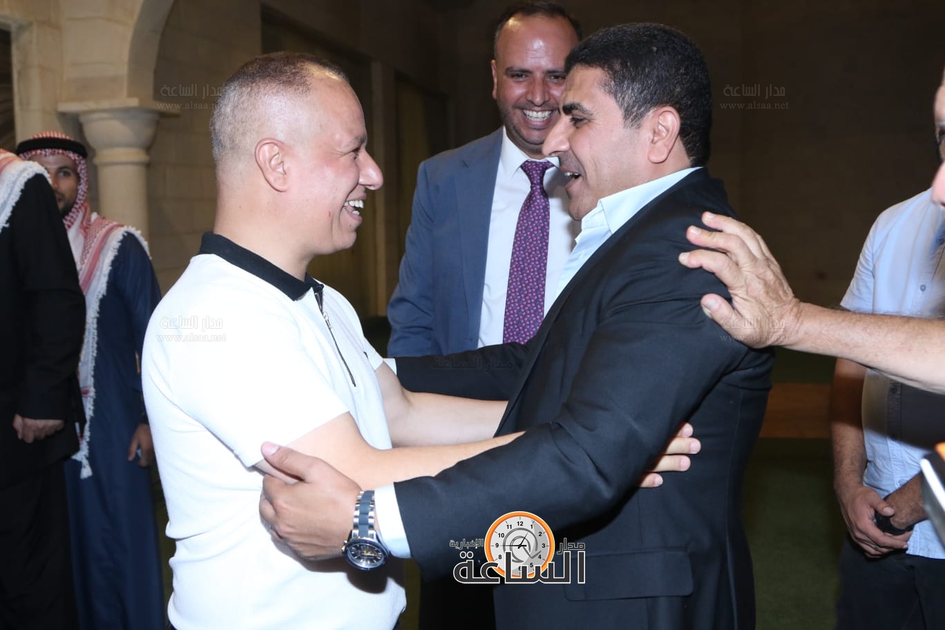 Madar Al-Saa Images 0.9298861130008922