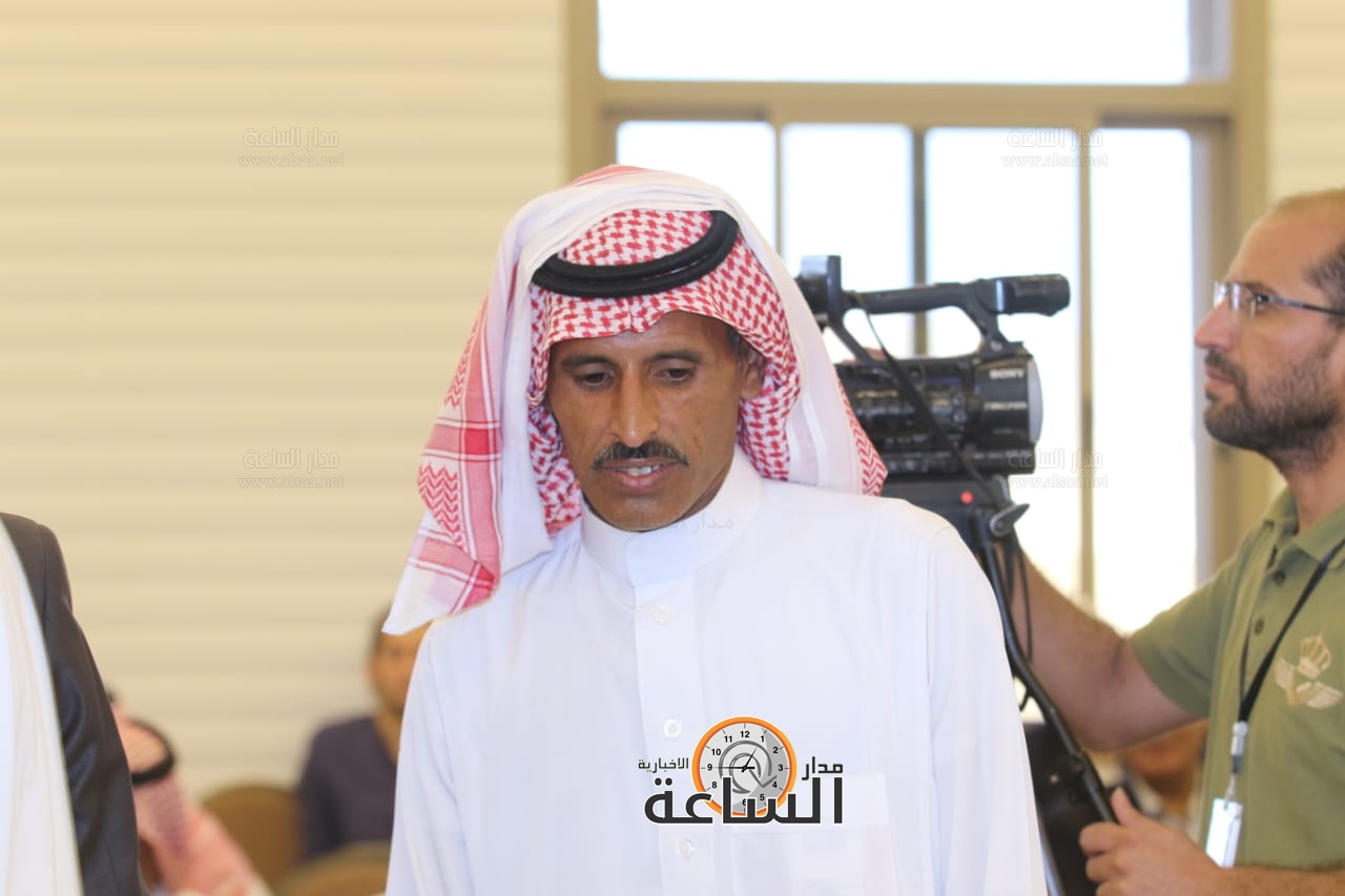 Madar Al-Saa Images 0.4758989772666369