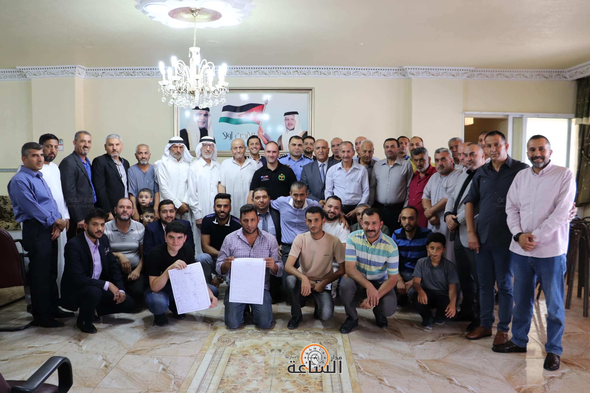 Madar Al-Saa Images 0.8094364685258291