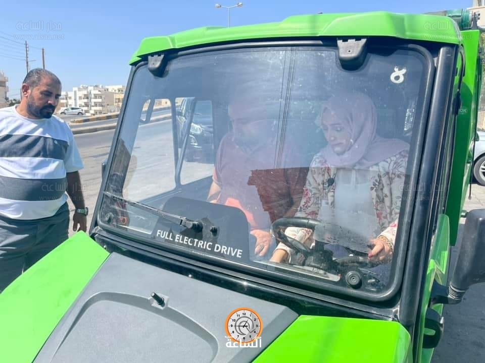 Madar Al-Saa Images 0.7241053650027482